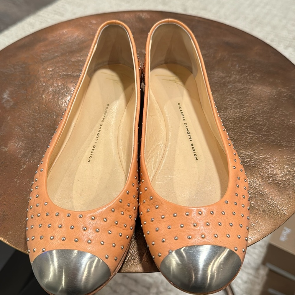 Giuseppe Zanotti peach and silver flat. Beautiful shoe. Size 7 1/2.